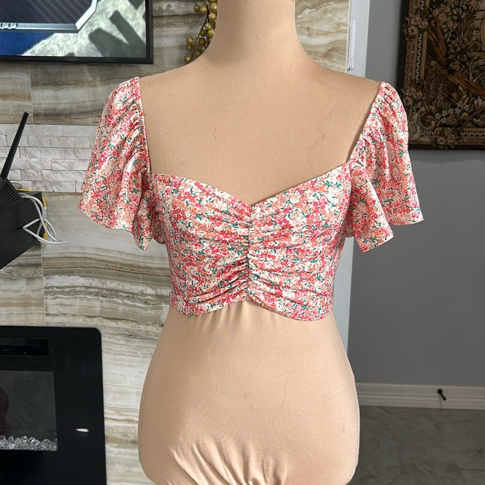 Zara Cinched‎ Floral Crop Top. Size S( 256) - Picture 2 of 10